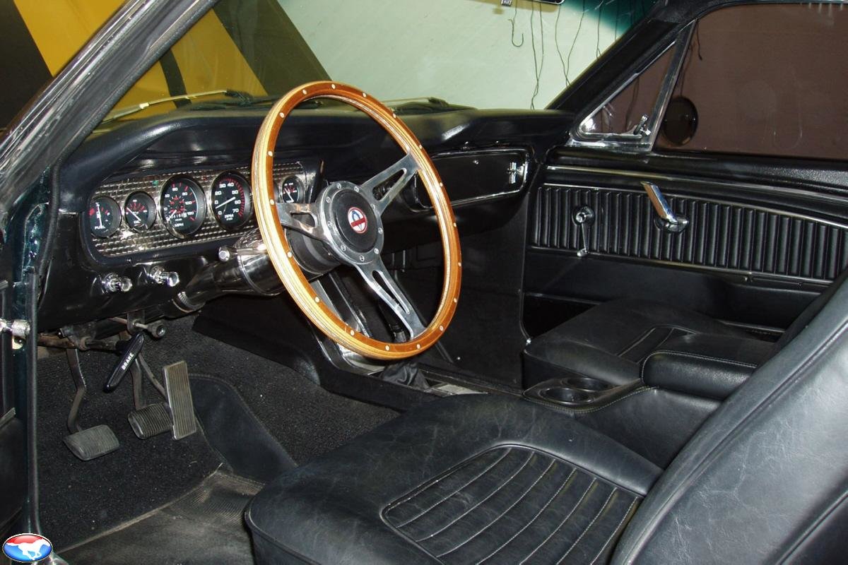 1965 GT interior