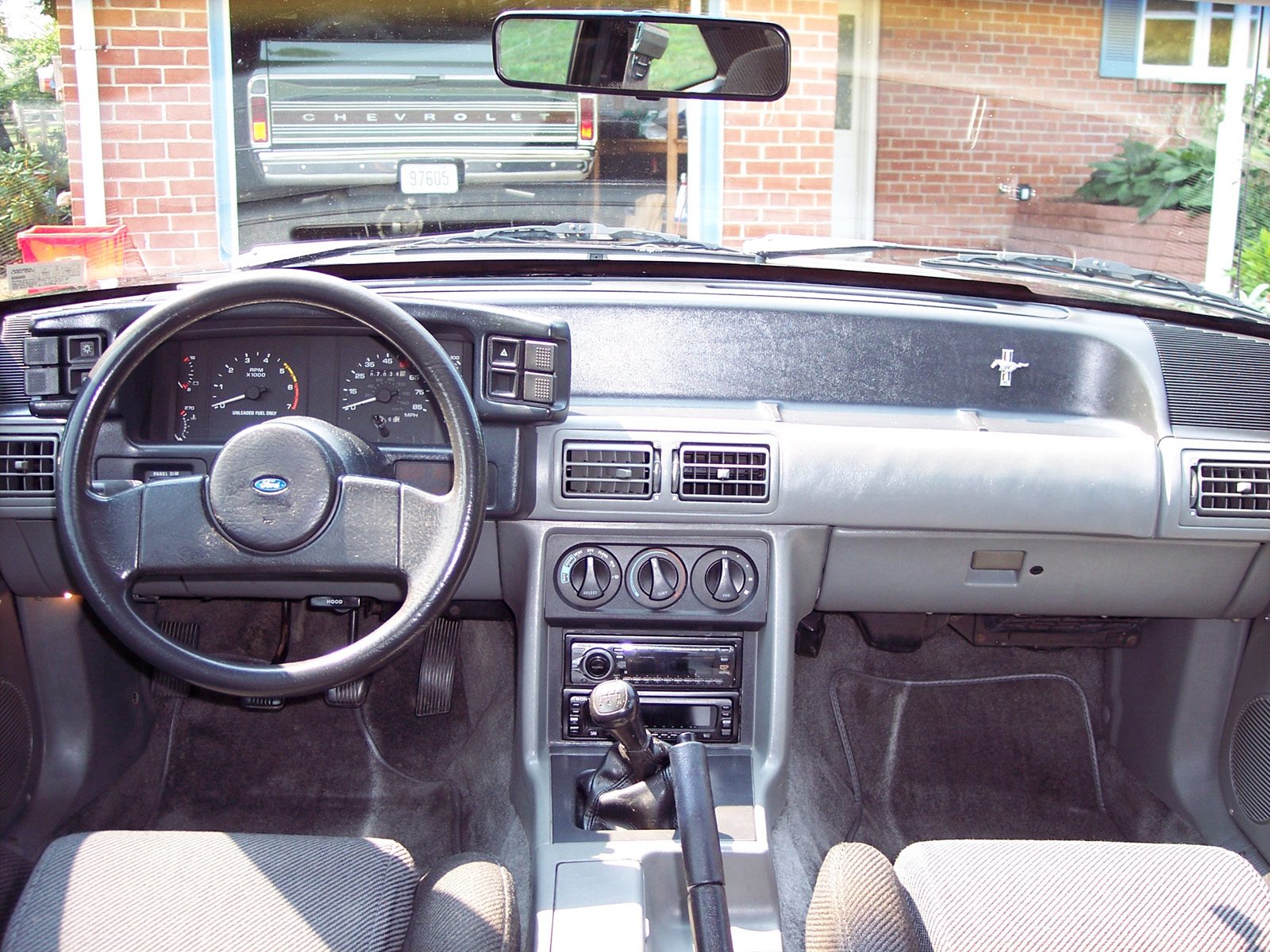 1993 mustang convertible interior