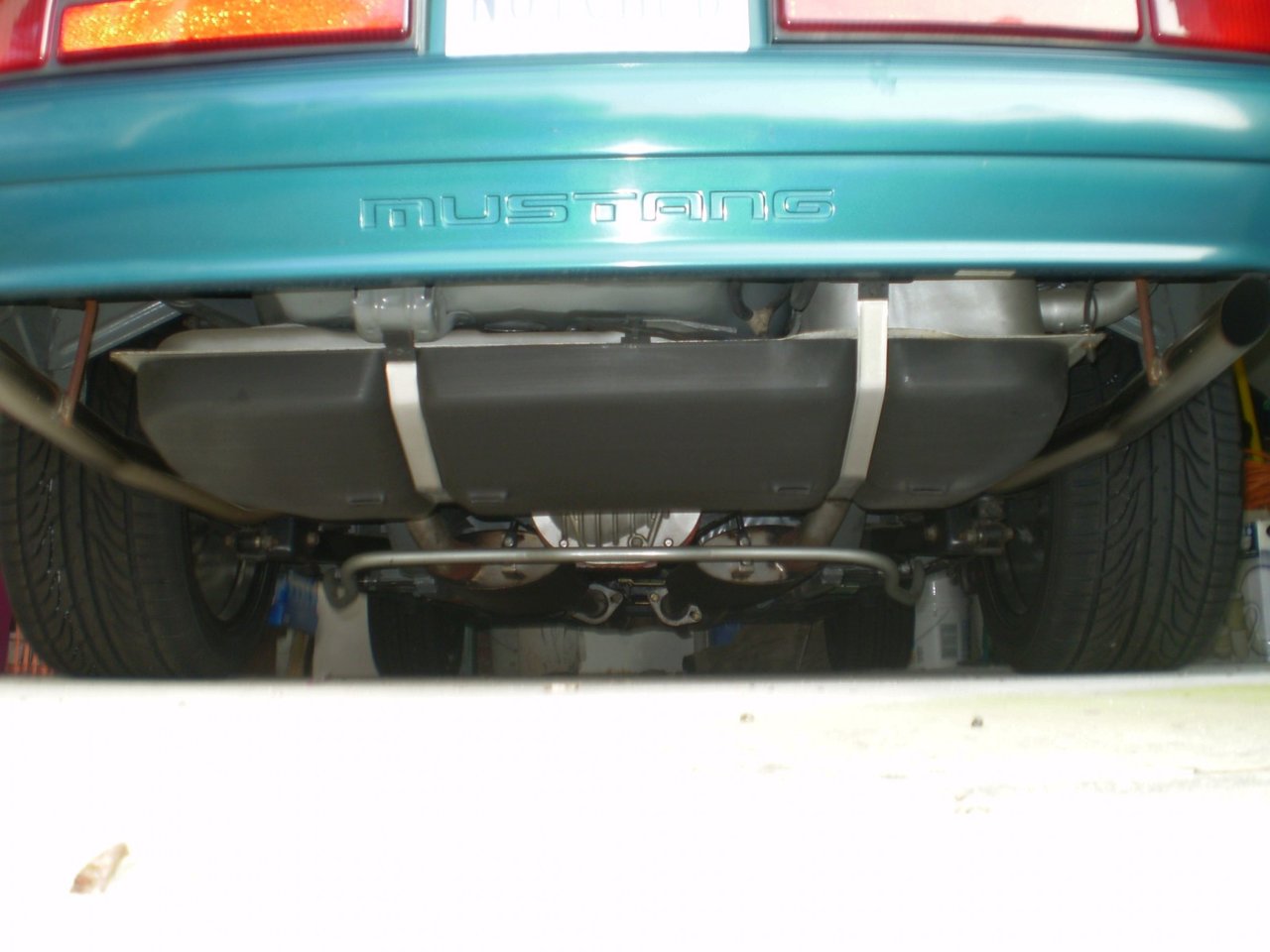 NOTCHED rear end