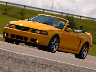 2004_Ford_SVT_Mustang_Cobra_Yellow_Turn_1600x1200.jpg