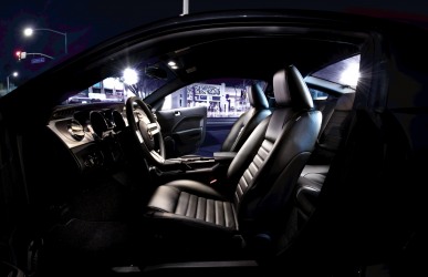 2009 Mustang interior