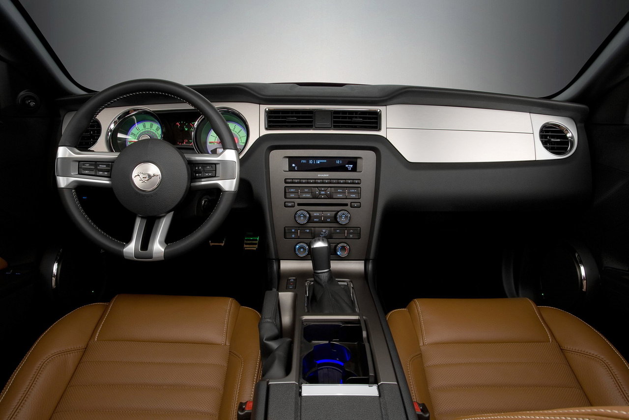 2010 interior