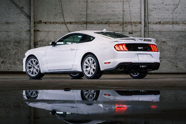 2022 Mustang Coupe Ice White Appearance Package