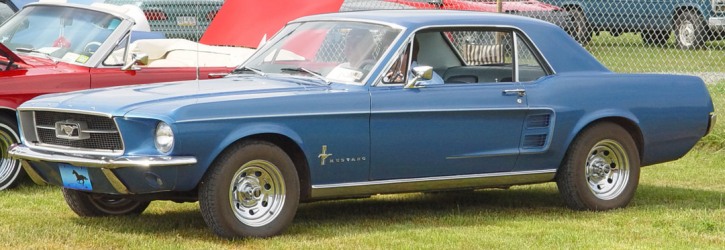 1967-Ford-Mustang-Blue-sa-Coupe-nf.jpg