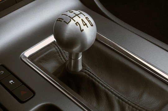 2011 Mustang shifter